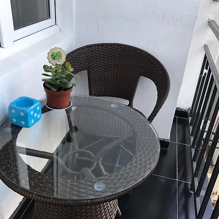 Apartment Like Home Batumi Bagian luar foto