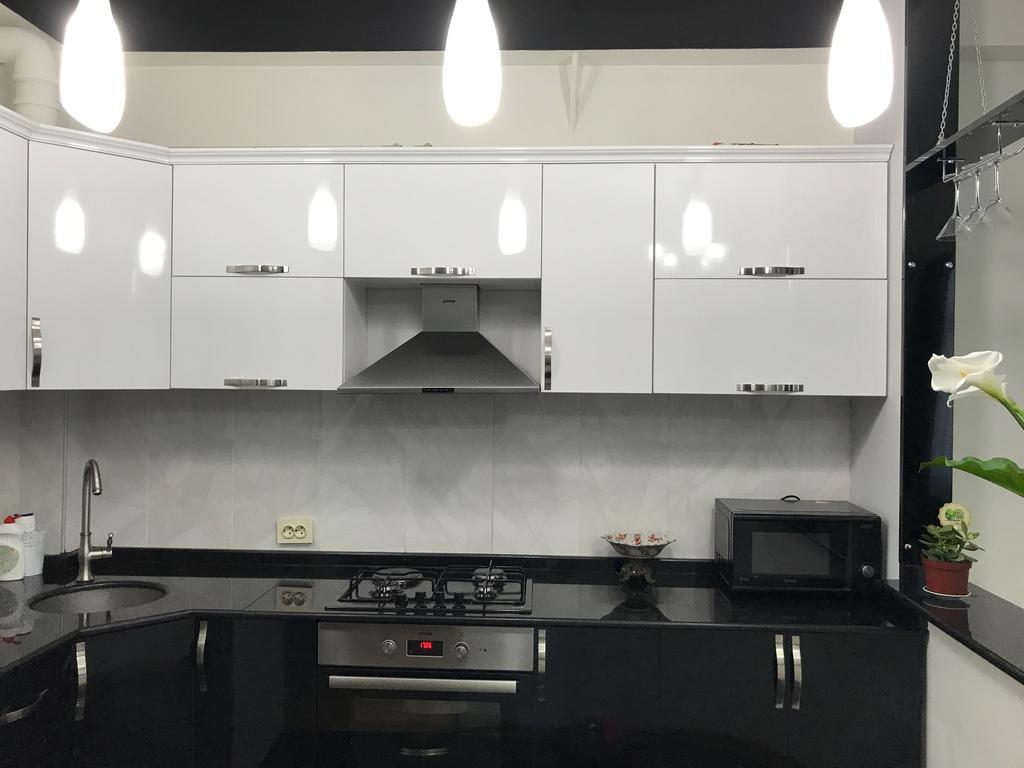 Apartment Like Home Batumi Bagian luar foto