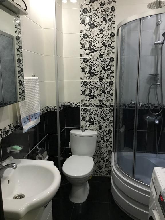 Apartment Like Home Batumi Bagian luar foto